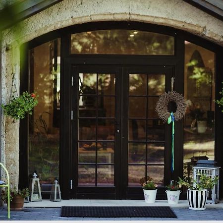 르보베크 슬라스키 Lawendowa Stajnia B&B 외부 사진
