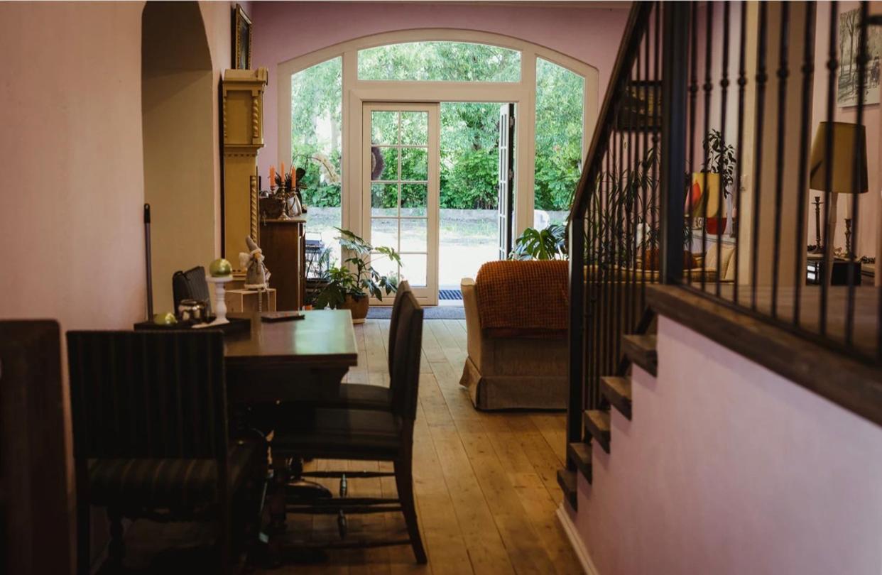 르보베크 슬라스키 Lawendowa Stajnia B&B 외부 사진